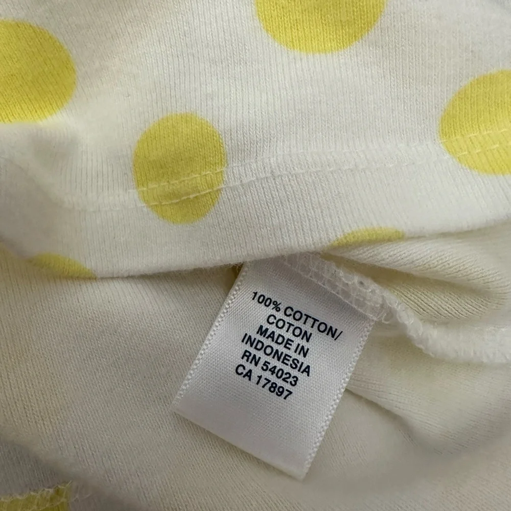 Old Navy Shirt Bundle with FLAWS in Yellow & White Size 18-24 2T 24 months